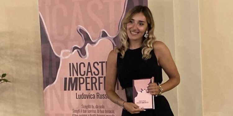 “Incastri Imperfetti”. Un viaggio nell’animo femminile alla ricerca della verità oltre i formalismi e le costrizioni borghesi