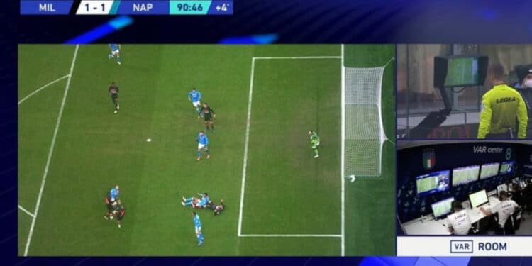 Milan-Napoli: «Il gol di Kessié era da annullare»