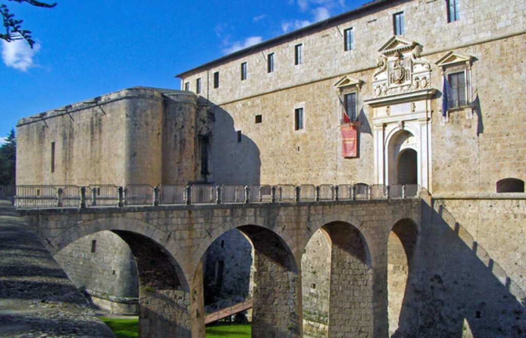 L'Aquila