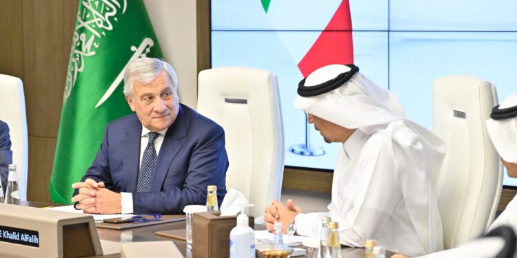 Tajani è a Riad per Gaza