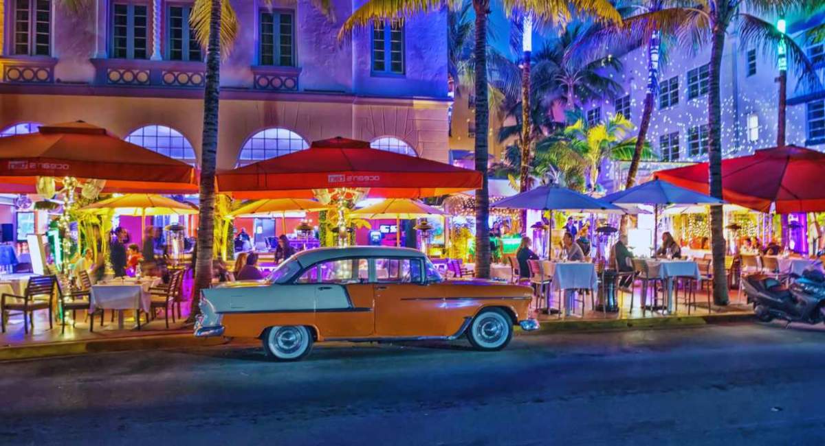 Miami, locali aperti la sera
