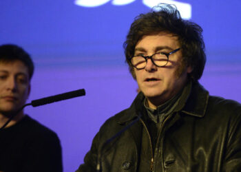 Il vento di destra soffia sulle legislative argentine: il presidente Javier Milei si rafforza